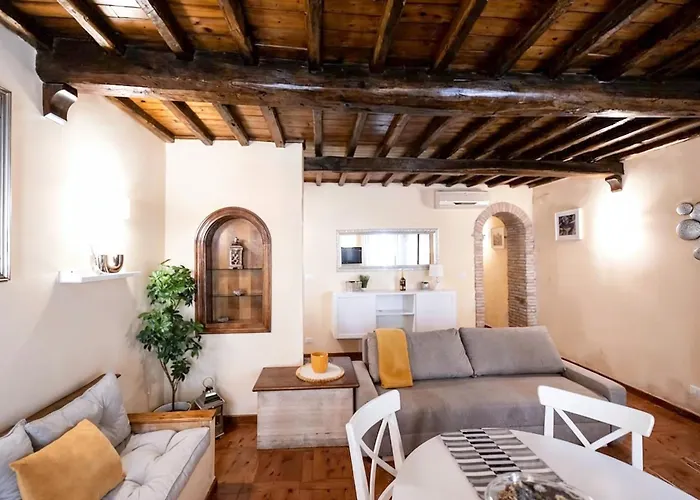 Fram Spanish Steps Apartment *