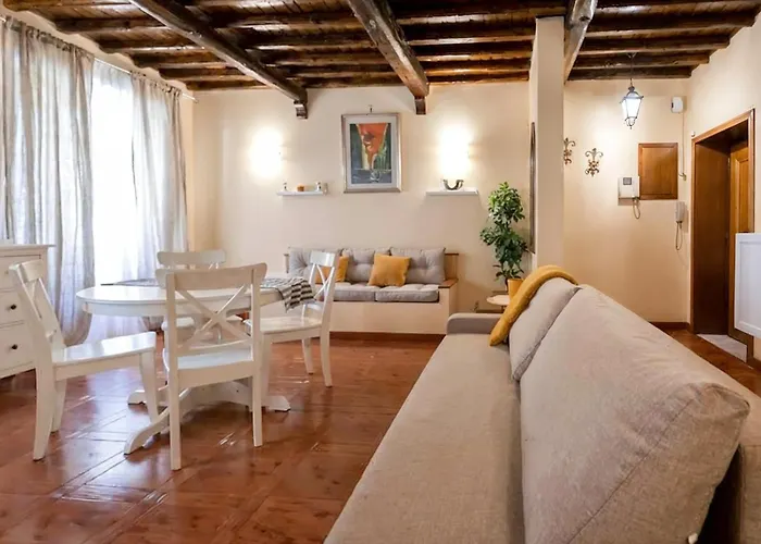 Fram Spanish Steps Apartment *