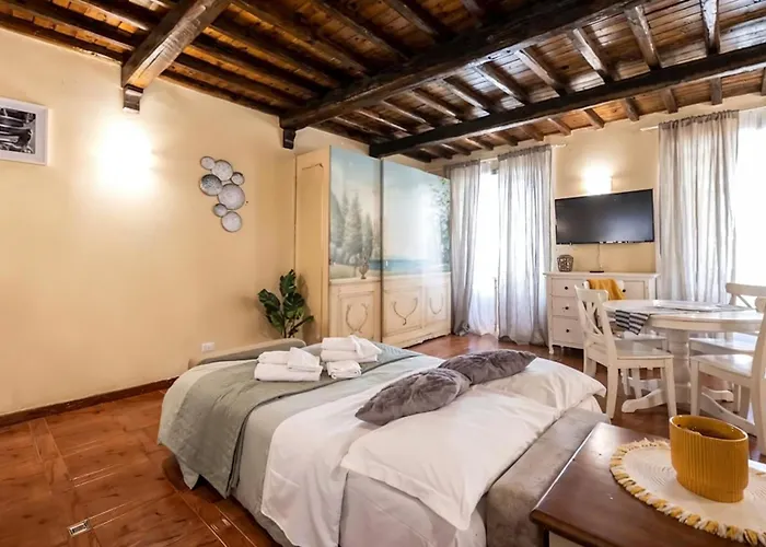 Fram Spanish Steps Apartment Rom