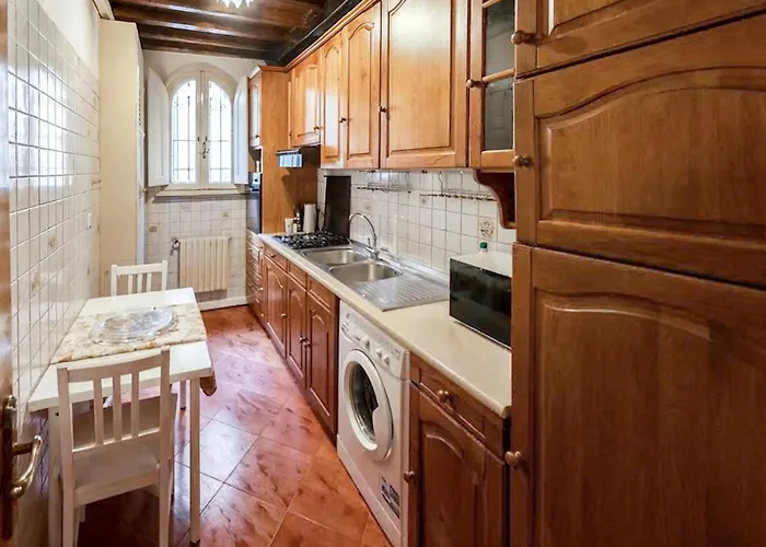 Fram Spanish Steps Apartment